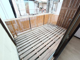 【バルコニー】