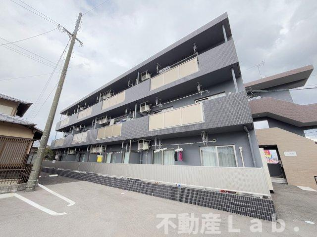 ＭＵＲＩＩＩ（エムユーアールスリー）の外観