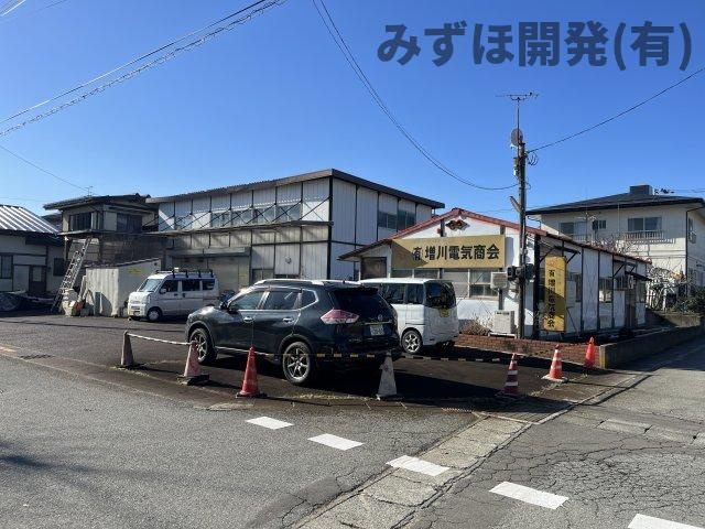 河北町谷地中央四丁目10-1のその他|駐車場もしっかりあります。南向きなので日当たりが良く、冬場の融雪も安心です。