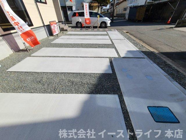 【新築戸建】　いわき市小名浜2期　限定1棟の駐車場|3台駐車可能（車種による）