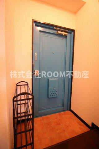 プリンセスマンションの玄関