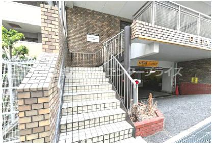 香里ロイヤルプラザのエントランス|エントランスです