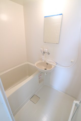 サニーパレス伊川谷の浴室