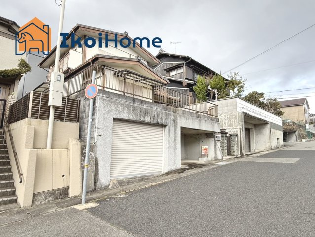 神戸市西区富士見が丘2丁目　土地のその他|前面道路は8M幅で広々しています。駐車がし易く、車の対面のすれ違いも楽にできます。
