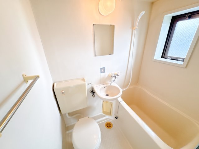 リバーヒル帝塚山の浴室