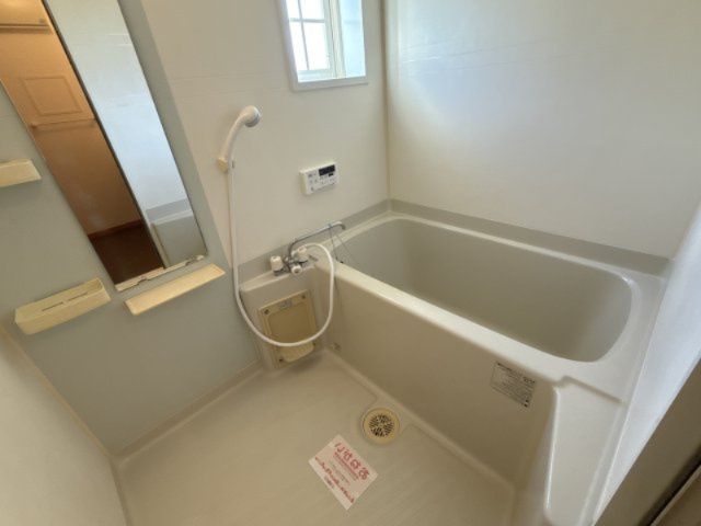 グレイスフル弐番館の浴室