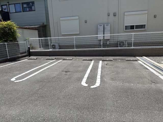 アーバン・ヒルズの駐車場