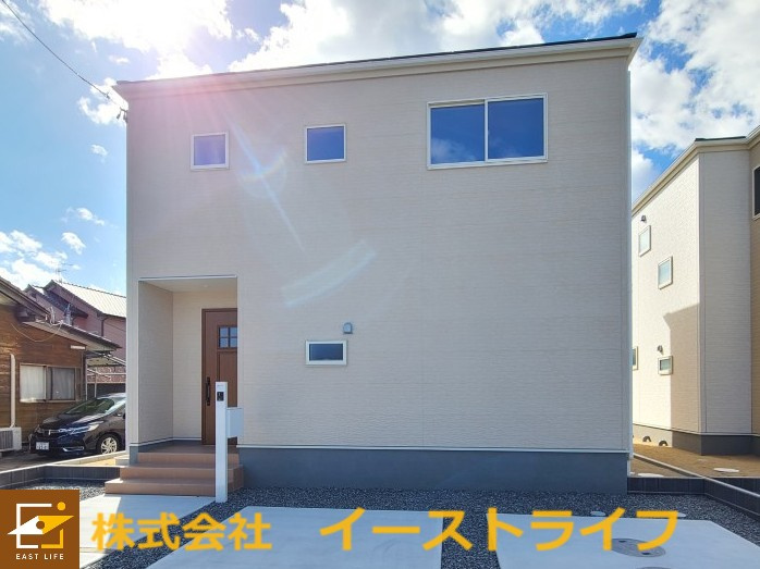 【新築戸建】　いわき市平赤井1期　最終1棟の外観|3号棟外観写真　完成しました！新年度を新しいお家で迎えませんか？小学校や市街地にも近く、住環境が整ったエリアです！