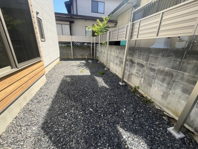 山形市東山形2丁目10番51号　A棟の庭|4/19撮影