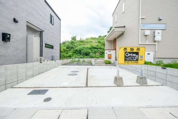 政所　中古の駐車場|広々駐車スペース