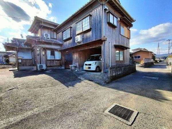 臼杵市井村塩入　土地の前面道路含む現地写真|2024年12月撮影