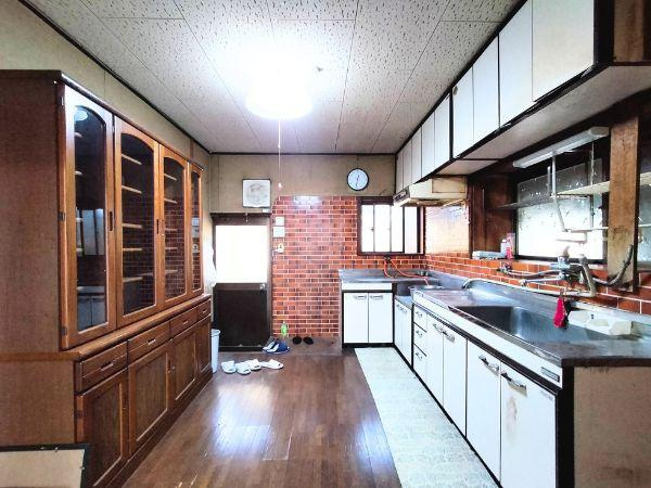 臼杵市井村塩入　中古のキッチン|2024年12月撮影