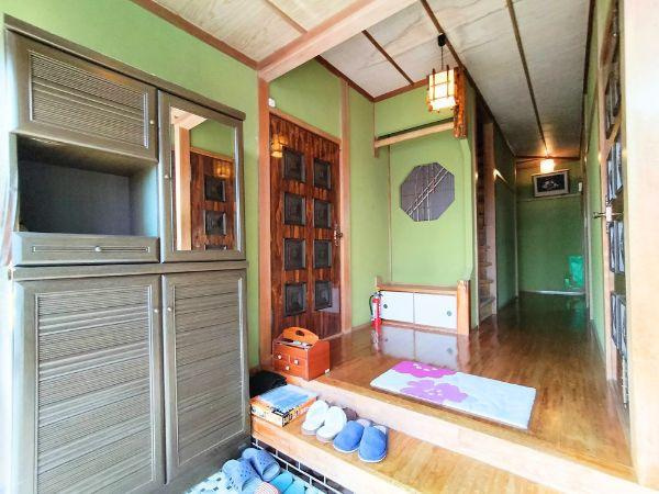 臼杵市井村塩入　中古の玄関