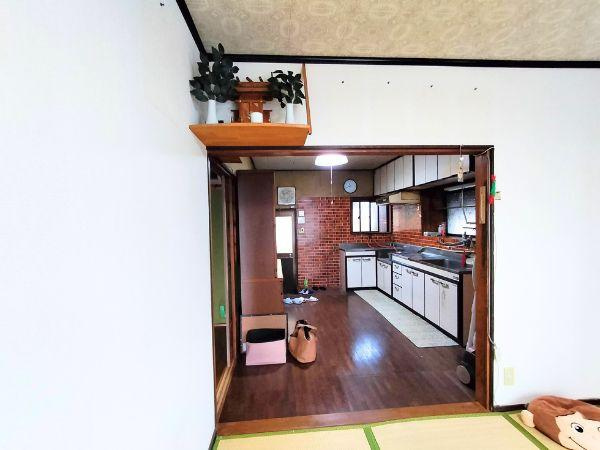 臼杵市井村塩入　中古の内装|2024年12月撮影