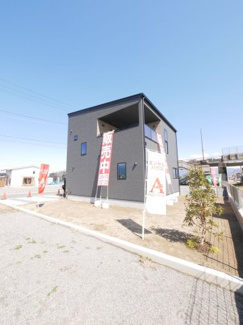 【外観】 | 昭和町河東中島 オール電化新築戸建 常永駅徒歩2分 車4台可 | 建物完成済みです。「今から見たい」にも対応致します。