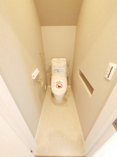 【トイレ】 | 昭和町河東中島 オール電化新築戸建 常永駅徒歩2分 車4台可 | ウォシュレット付きのトイレ