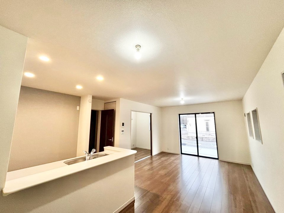 リーブルガーデン半田市花田町第2　全3棟　新築戸建の居間・リビング