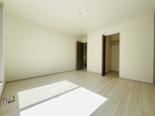 【寝室】 | 本庄市本庄４丁目　いろどりアイタウン　新築戸建　全2区画　2号棟