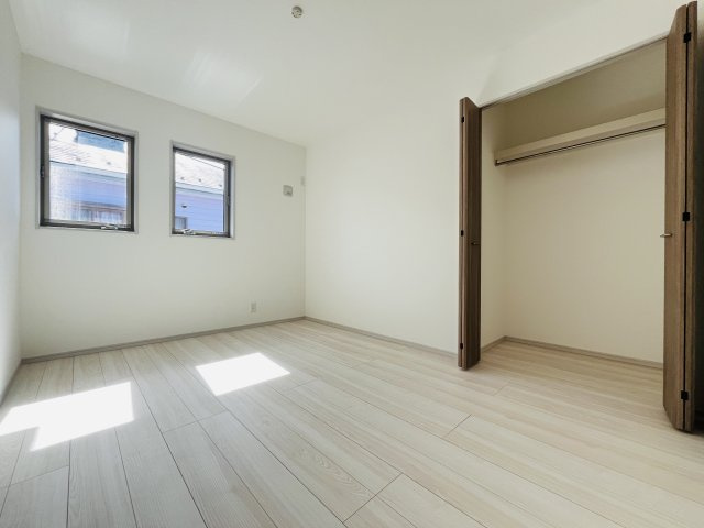 【洋室】 | 本庄市本庄４丁目　いろどりアイタウン　新築戸建　全2区画　2号棟