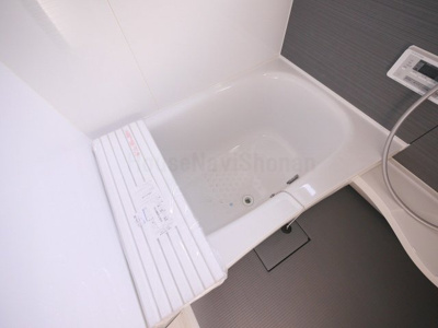 【浴室】 | Montagne e uccelli 葉山