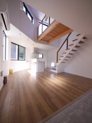 【居間・リビング】 | Montagne e uccelli 葉山