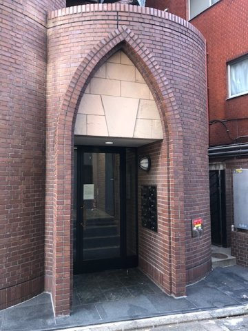 ラ・アルタ西麻布のエントランス