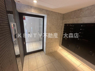 【エントランス】 | アーバングレース | エントランスです