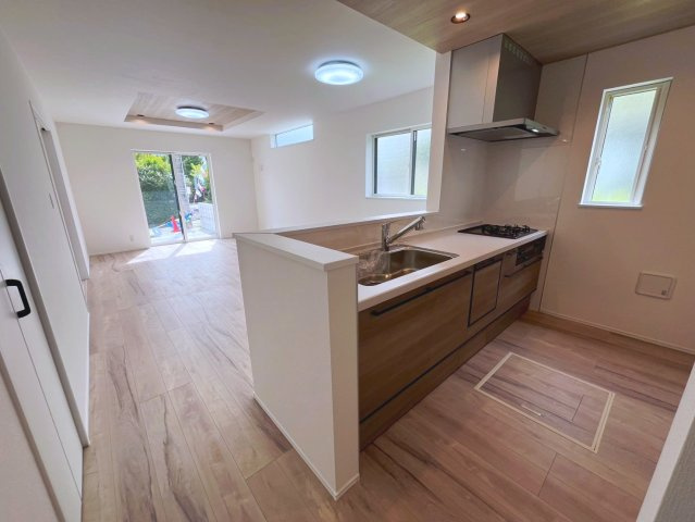 沖縄市古謝1丁目　全2棟　1号棟のキッチン