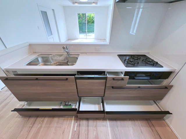 沖縄市古謝1丁目　全2棟　1号棟のキッチン