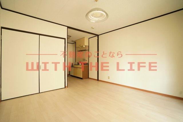 PLEAST久留米大前【キャッシュバック対象物件】の居間・リビング|リビングです