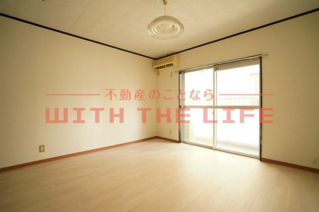 PLEAST久留米大前【キャッシュバック対象物件】の寝室|広くて明るい寝室