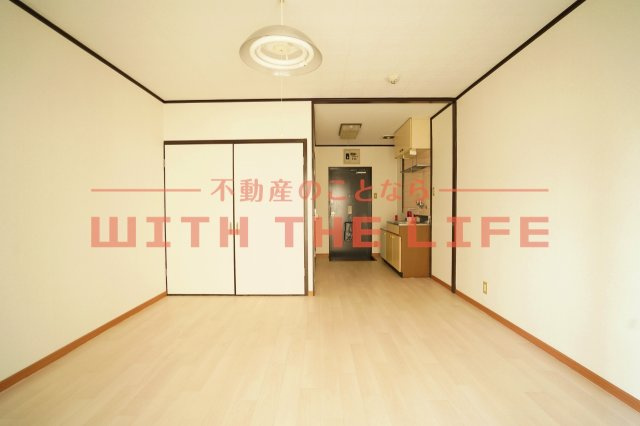 PLEAST久留米大前【キャッシュバック対象物件】の洋室|個人の部屋や寝室として使える洋室です