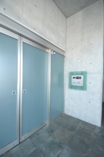 【エントランス】 | ピーノドゥーエ