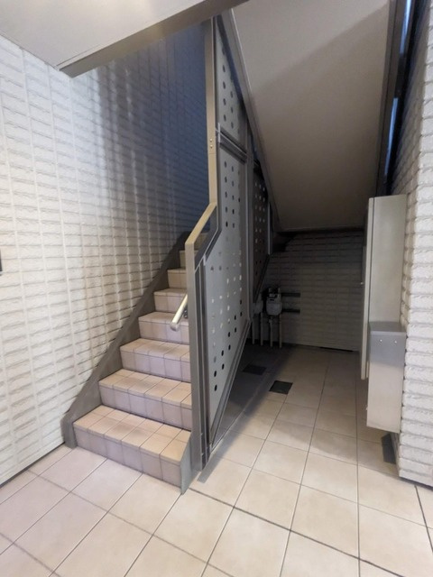 コーネル下北沢のロビー|共用スペース