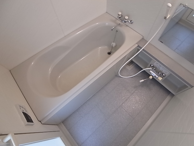 神戸市須磨区南町１丁目の賃貸マンションの浴室