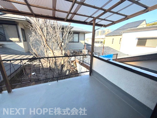 【バルコニー】 | 尼崎市東難波町3丁目中古戸建 | 広いバルコニーです♪塗装済みです！！