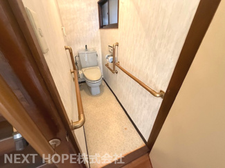 【トイレ】 | 尼崎市東難波町3丁目中古戸建 | トイレです♪温水洗浄便座です！