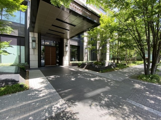 GLOBAL FRONT TOWERのエントランス