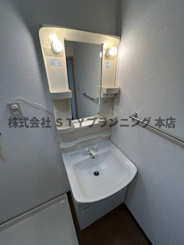 仲介手数料０円！ディアコート井内の独立洗面台