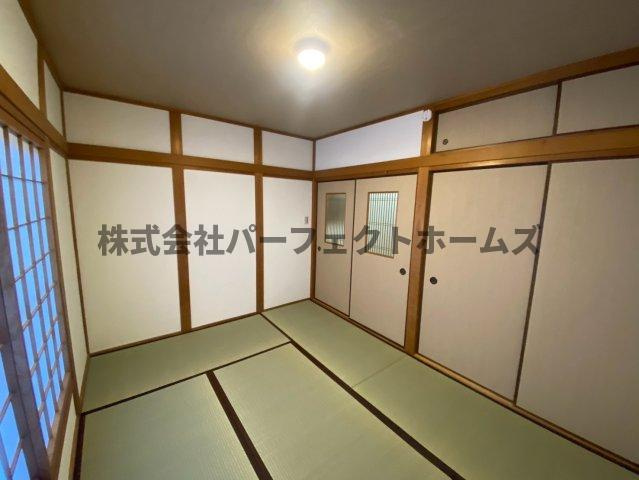 高倉1丁目戸建　賃貸の和室|フローリングだけでなく、和室もあります