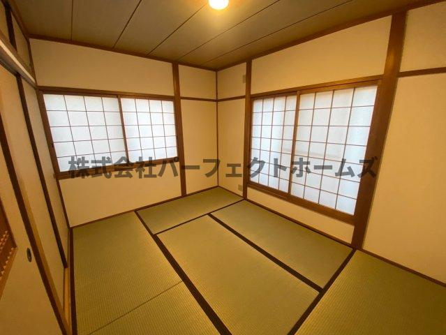高倉1丁目戸建　賃貸の和室|柔らかい畳が心地よい和室
