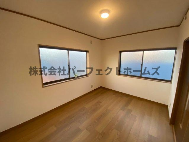 高倉1丁目戸建　賃貸の居間・リビング|こちらのリビングで趣味の時間をお楽しみください