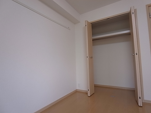 神戸市兵庫区永沢町２丁目の賃貸マンションの収納|クローゼット