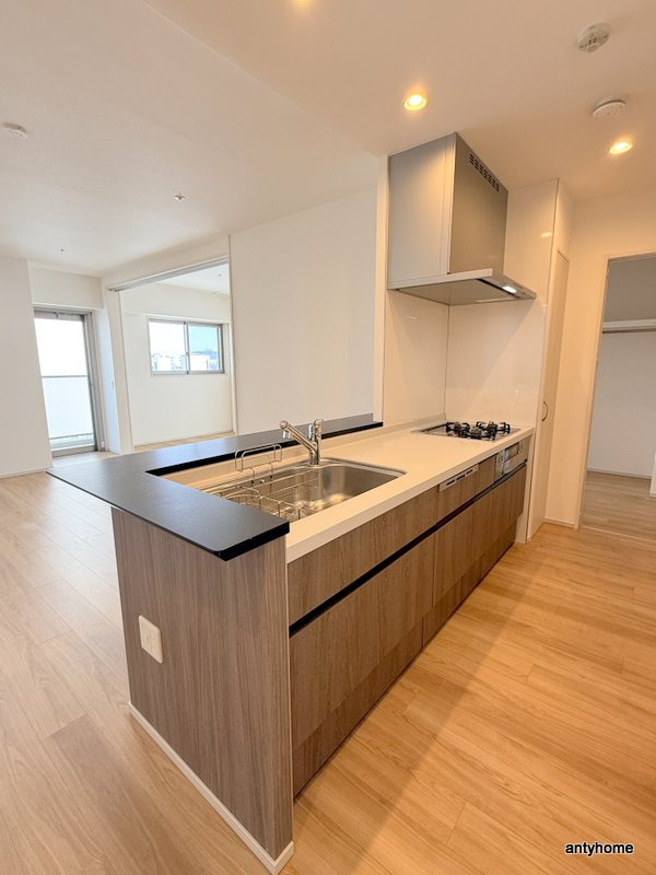 ハイデンス梅ヶ枝　仲介手数料無料のキッチン