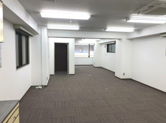 セキビルの内装