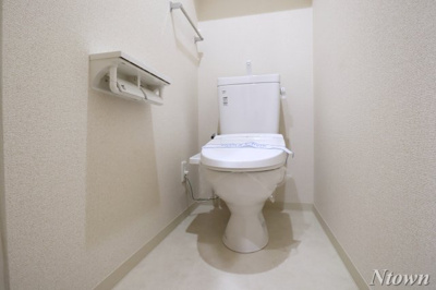 【トイレ】 | ノヴェル新栄 | 清潔感のあるトイレです