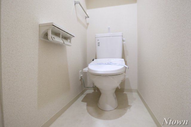 【トイレ】 | ノヴェル新栄 | 清潔感のあるトイレです