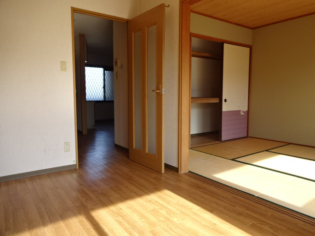 エスポワールの居間・リビング