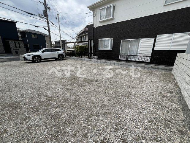 HARUKAの駐車場