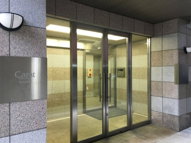 カラット中川のエントランス|エントランス（自動ドア）